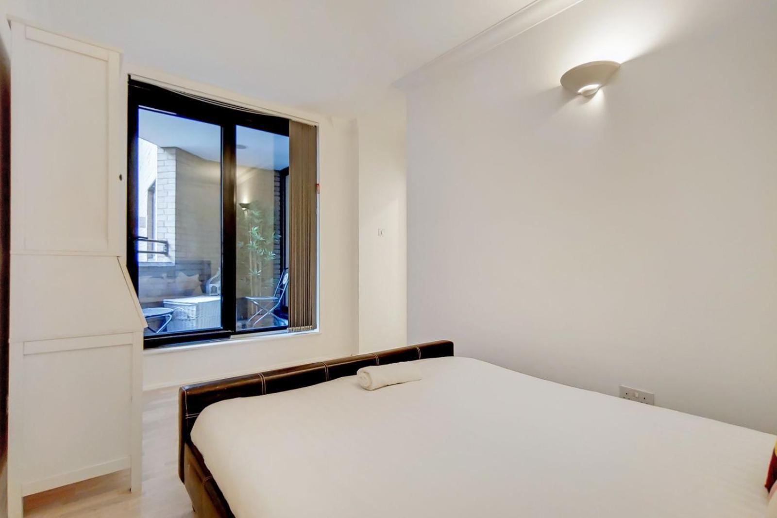 South Kensington - Point West Residences Лондон Экстерьер фото