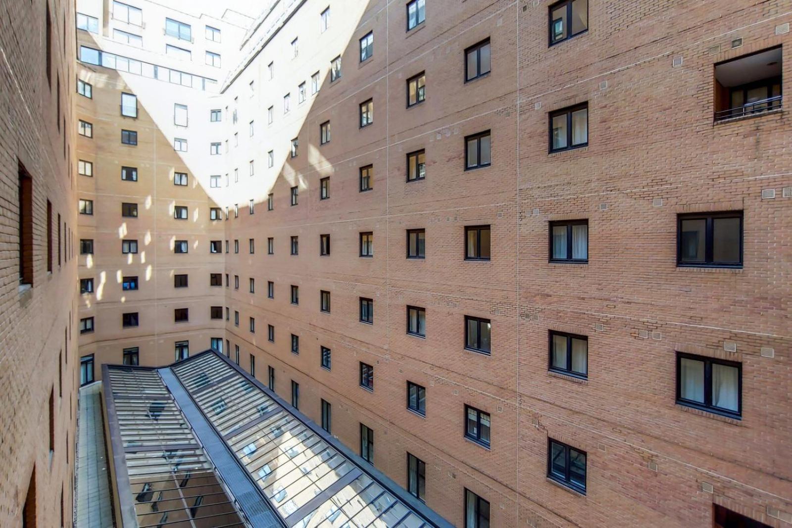 South Kensington - Point West Residences Лондон Экстерьер фото